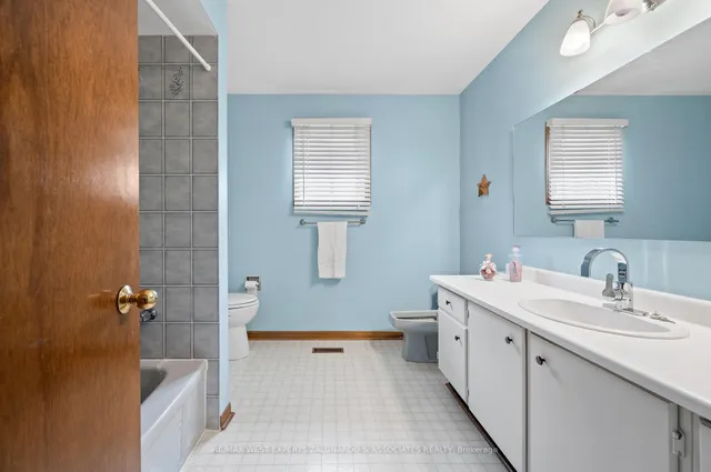 Additional image 34 of 157 Sunforest Dr