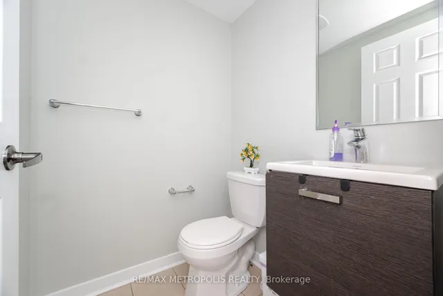 Additional image 16 of 4 Edsel Rd