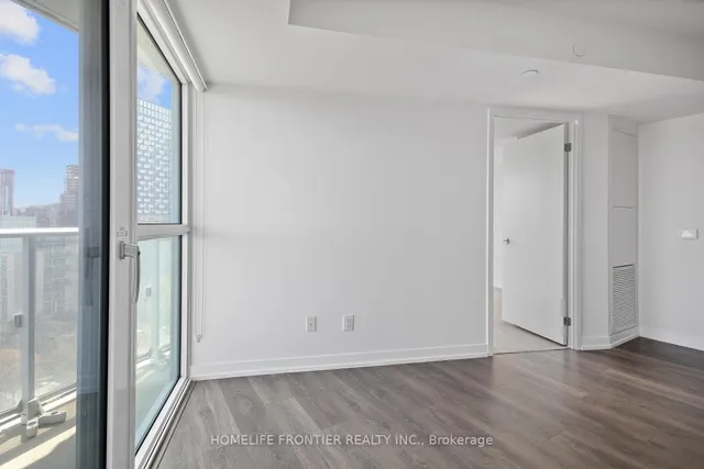 Additional image 10 of 219 Dundas St Unit 1903