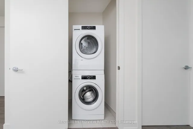 Additional image 9 of 212 King William St Unit 822