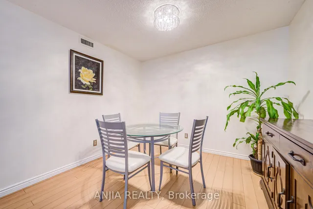 Additional image 11 of 225 Bamburgh Circ Unit 512