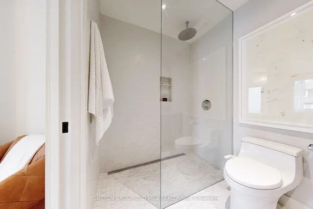 Additional image 31 of 17 Grafton Ave