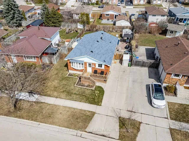 Additional image 29 of 121 Gordon Drummond Ave