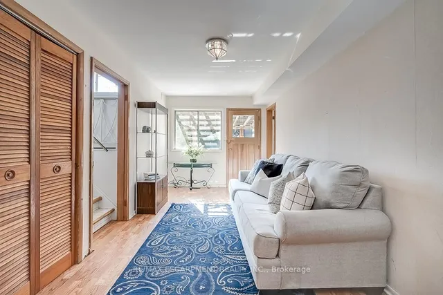 Additional image 27 of 363 East Side Cres