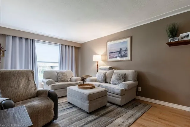 Additional image 5 of 3 Glen Crt