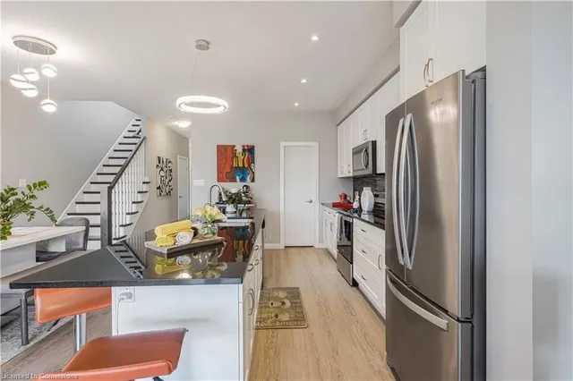 Additional image 14 of 919 Robert Ferrie Dr