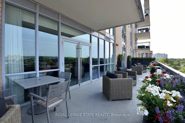Additional image 40 of 2025 Maria St Unit 1006