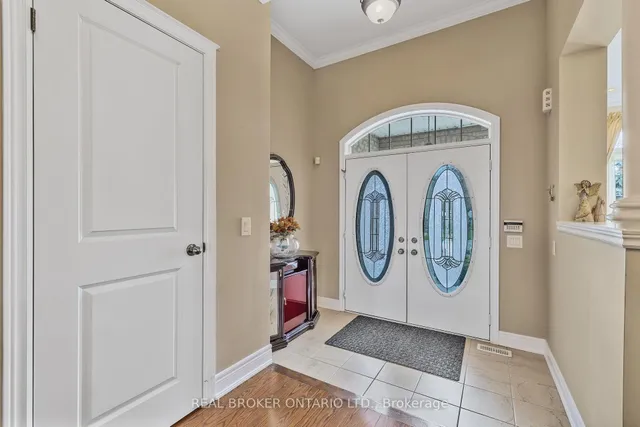 Additional image 4 of 28 Hampton Springs Dr