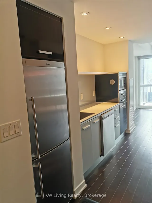 38 Dan Leckie Way Unit 517