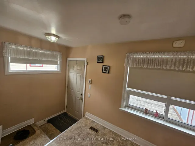 Additional image 20 of 3099 Merritt Ave