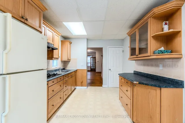 Additional image 15 of 53 Badgerow Ave