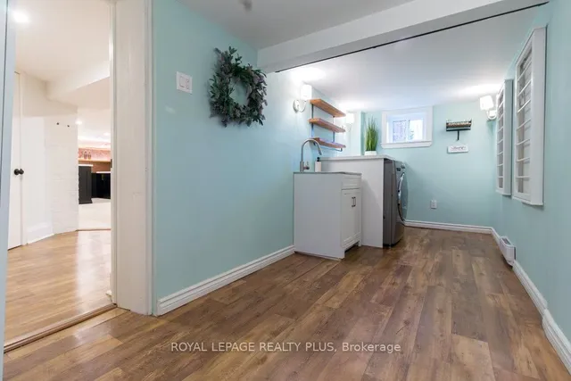 Additional image 38 of 214 Sherman Ave