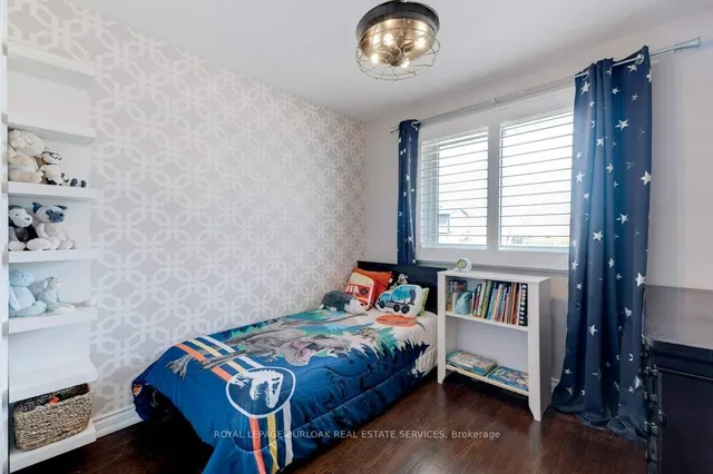 Additional image 21 of 360 Cosburn Cres