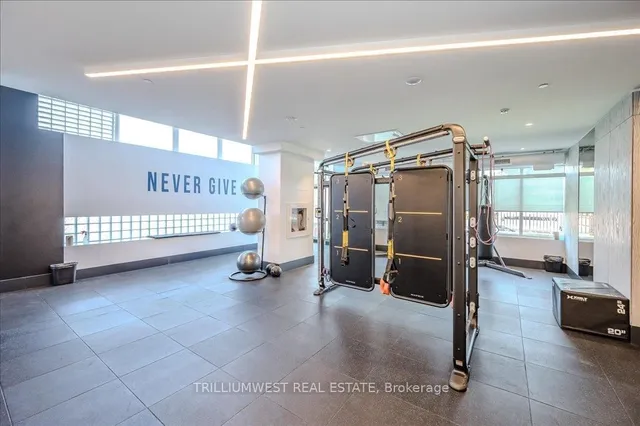 Additional image 44 of 85 Duke St Unit 1702