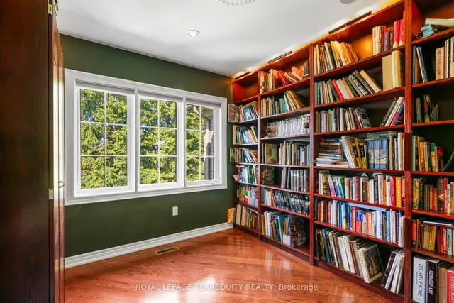 Additional image 32 of 197 La Rose Ave Unit 18