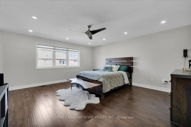 Additional image 22 of 33 Denali Cres