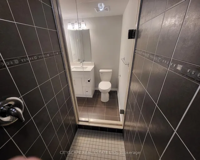 Additional image 20 of 2496 Post Rd Unit 6