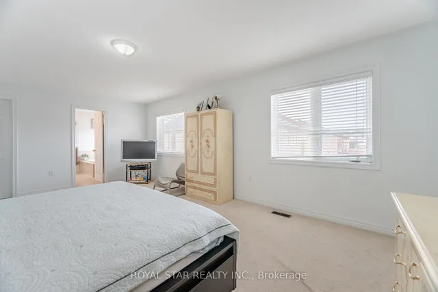 Additional image 21 of 21 Baylawn Circ