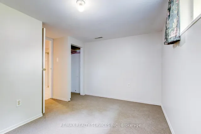 Additional image 30 of 29 Woodward Ave