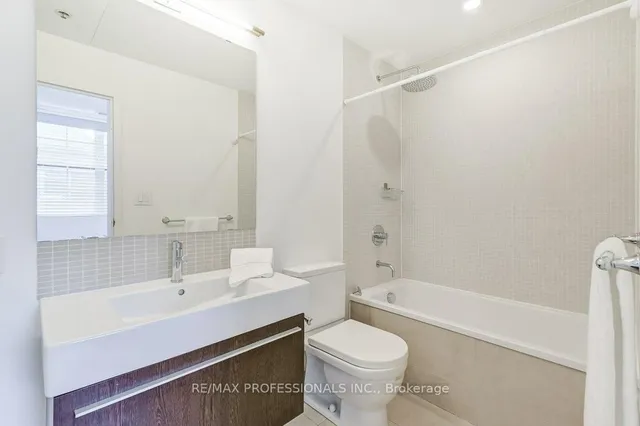 Additional image 27 of 152 Annette St Unit 205