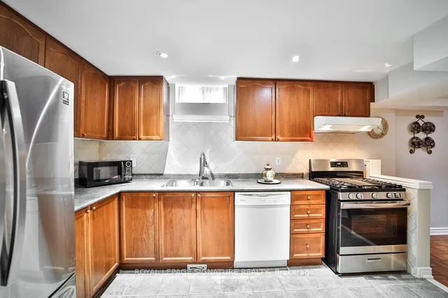 Additional image 8 of 413 Oaktree Circ