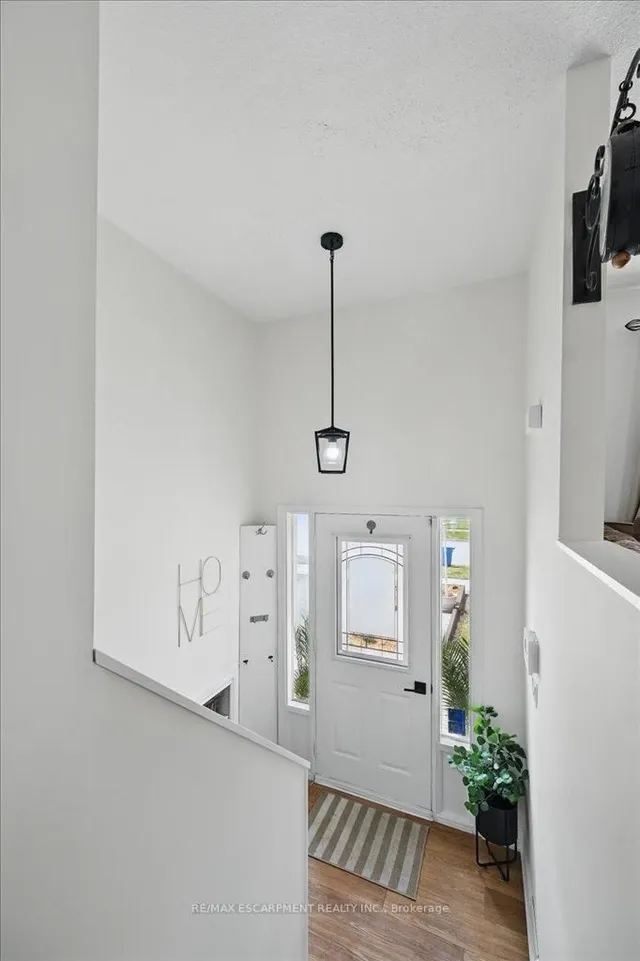 Additional image 6 of 2251 Ingersoll Dr