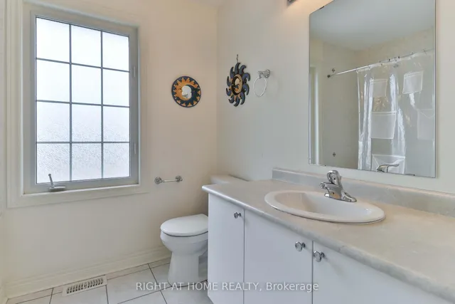 Additional image 17 of 72 Jeremiah Lane