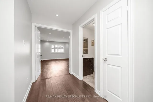 Additional image 30 of 102 Chalkfarm Cres