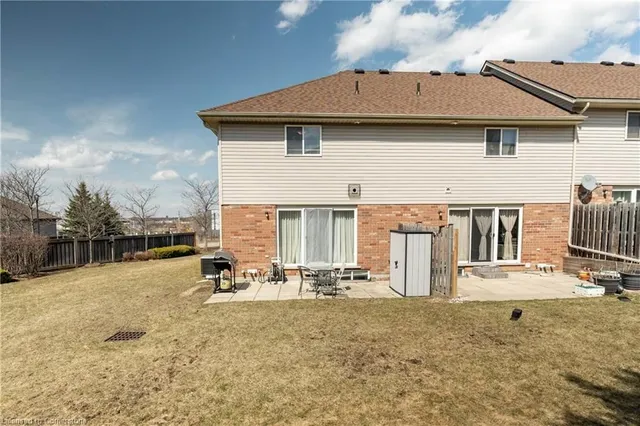 Additional image 26 of 30 Fallowfield Dr