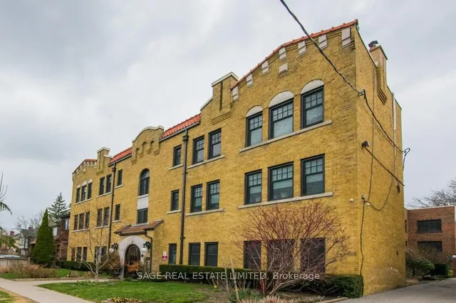 Additional image 23 of 58 Sherwood Ave Unit 14