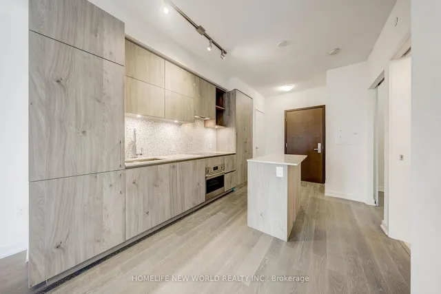 Additional image 19 of 1 Yorkville Ave Unit 1212