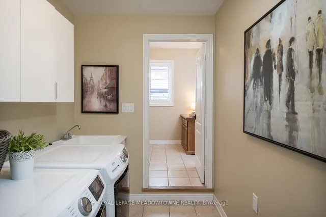 Additional image 27 of 476 Laundon Terr