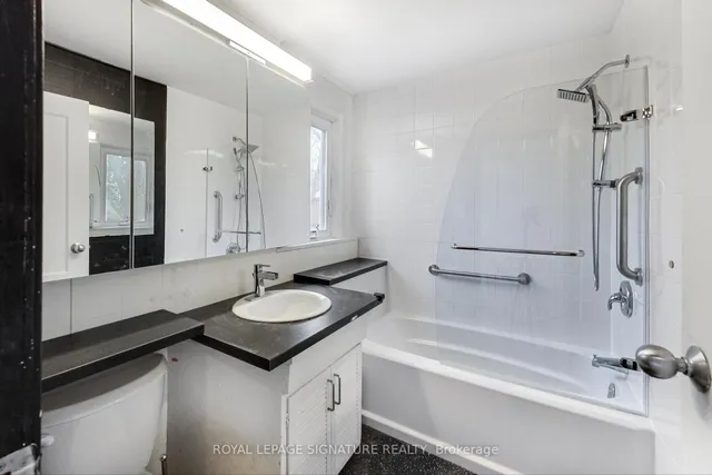 Additional image 18 of 5 Forsyth Rd