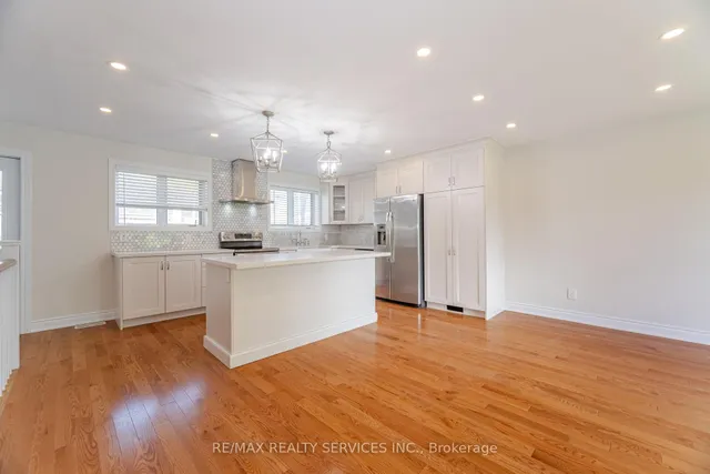 Additional image 16 of 2 Ferndale Cres