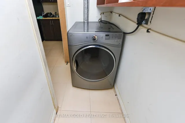 Additional image 35 of 17 Penguin Lane