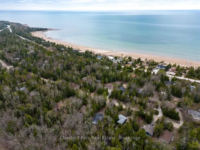 Additional image 4 of 64 Thompson Ave