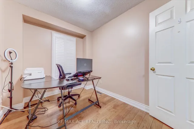 Additional image 12 of 17 Plumrose Blvd