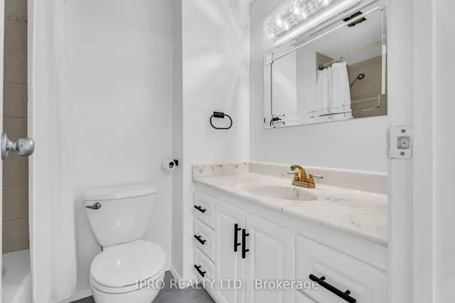 Additional image 25 of 40 Village Crt