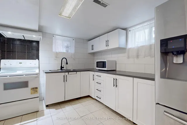 Additional image 26 of 30 Merrian Rd