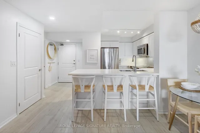 Additional image 5 of 125 Western Battery Rd Unit 1509