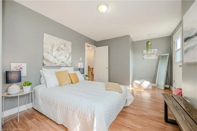 Additional image 16 of 105 Desert Sand Dr