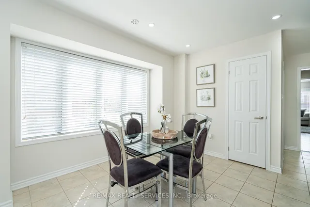 Additional image 25 of 23 Billiter Rd