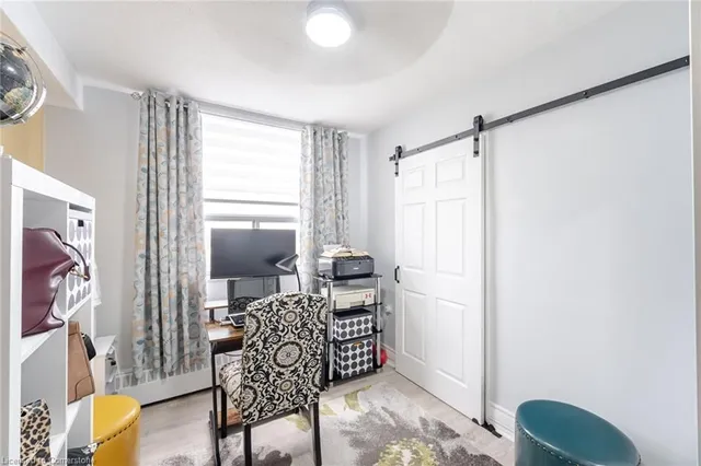 Additional image 25 of 551 The West Mall Rd Unit 1219