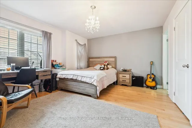 Additional image 32 of 46 Woodhouse St