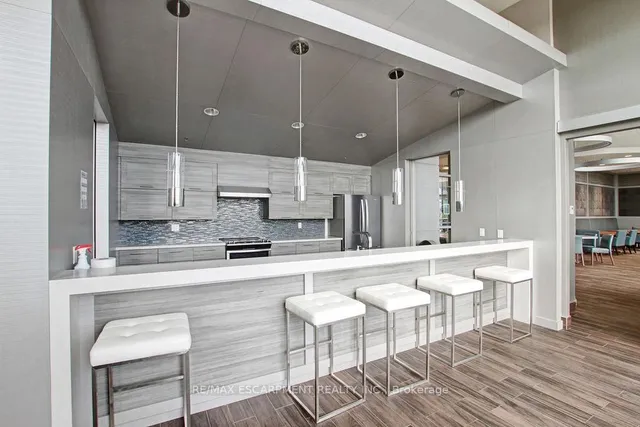 Additional image 27 of 2093 Fairview St Unit 1504