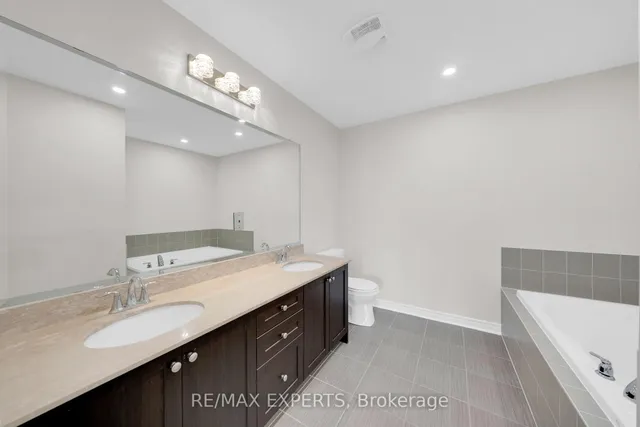 Additional image 36 of 108 Little Britain Cres