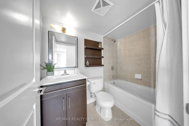 Additional image 20 of 100 Western Battery Rd Unit 2009