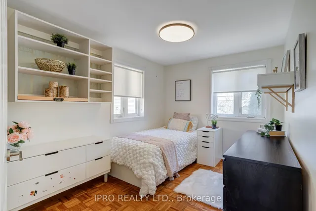 Additional image 24 of 239 Bicknell Ave