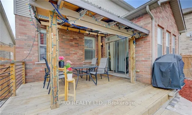 Additional image 45 of 298 Tremaine Cres