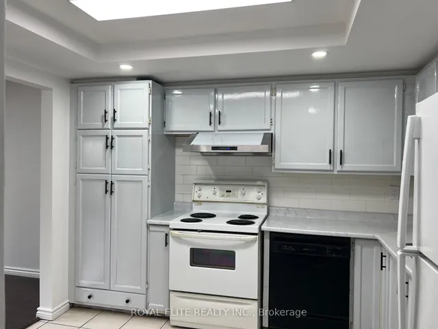 Additional image 8 of 6 Belinda Sq